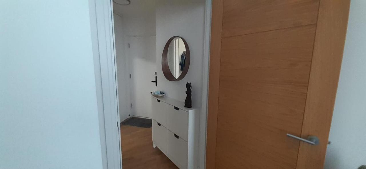 Old Town Brand New Studio Apartment Gibraltar Luaran gambar